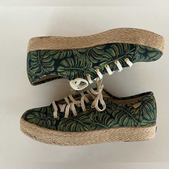 Keds Women's Green Leaf Print Sneakers - Picture 7 of 10